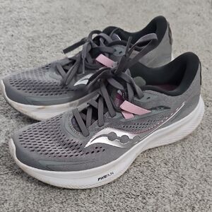Saucony Women's Gray and Pink Athletic Shoes